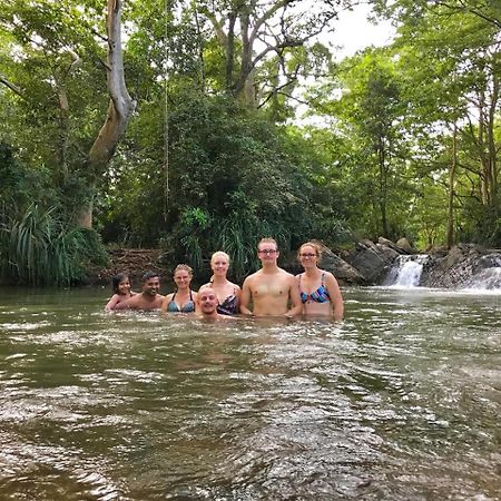 Dinesh Safari Homestay Udawalawe Dış mekan fotoğraf
