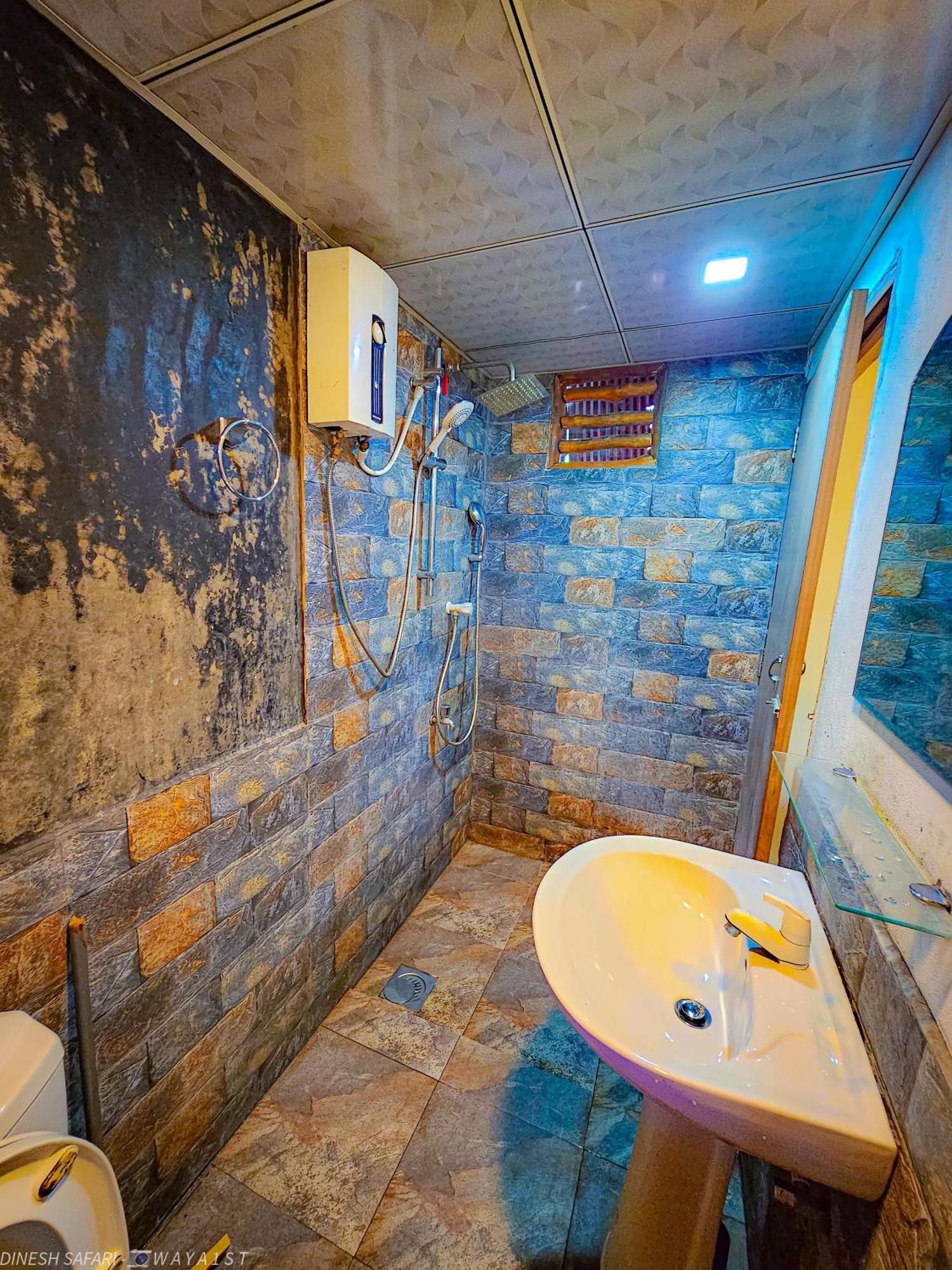 Dinesh Safari Homestay Udawalawe Dış mekan fotoğraf