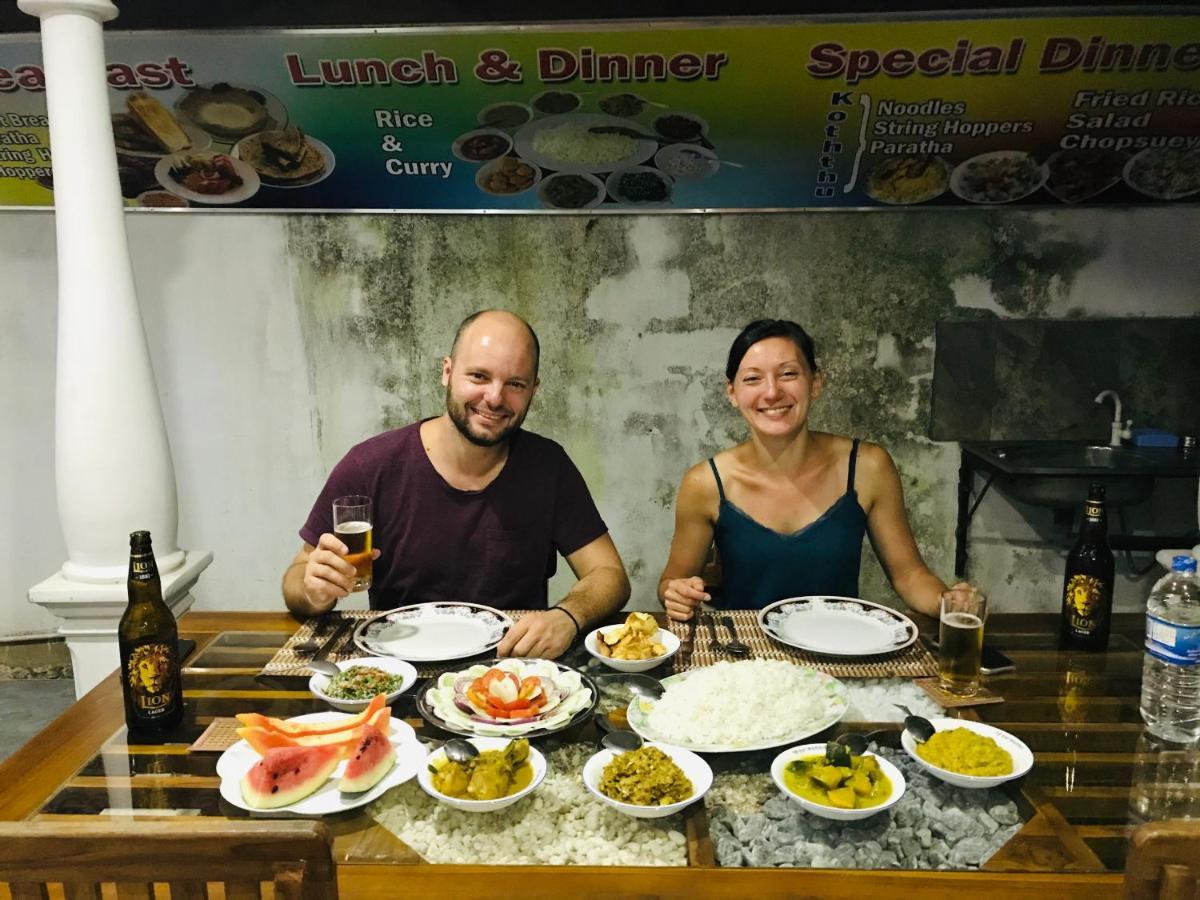 Dinesh Safari Homestay Udawalawe Dış mekan fotoğraf